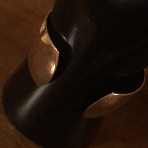 Vintage Danecraft Sterling Wide Cuff Bracelet With Engraved Shield - Picture 5 of 12